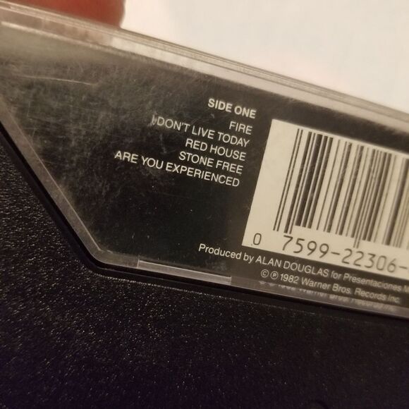 THE JIMI HENDRIX CONCERTS CASSETTE TAPE - Picture 2 of 9